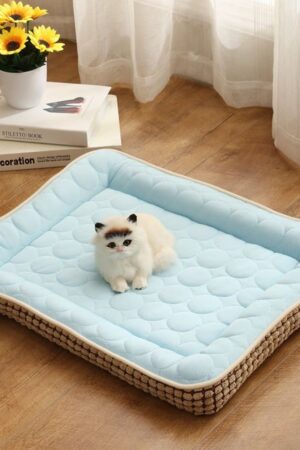 Cat / Dog Bed for Indoor Cats (1 Pc)