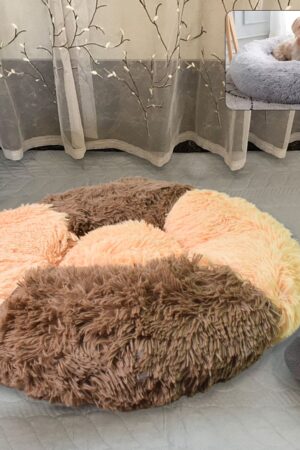 Dog Bed, Cat Bed,  Bottom Calming Donut Dog Bed (1 Pc)