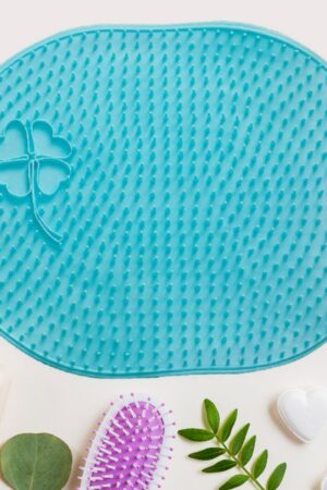 Silicone Bath Massage Cushion with Suction Cup (35×28 CM / 1 Pc)